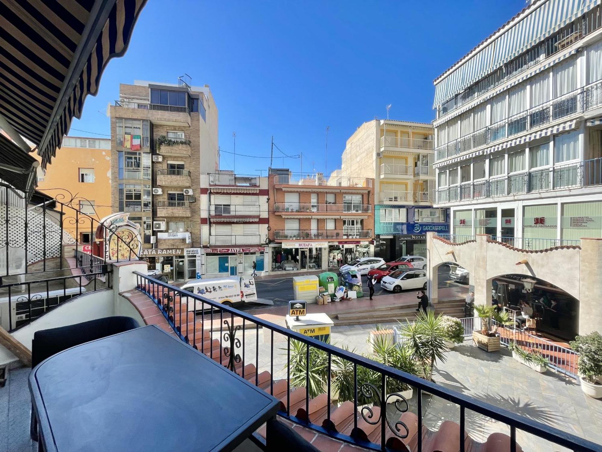 Apartment In Benidorm City Center מראה חיצוני תמונה