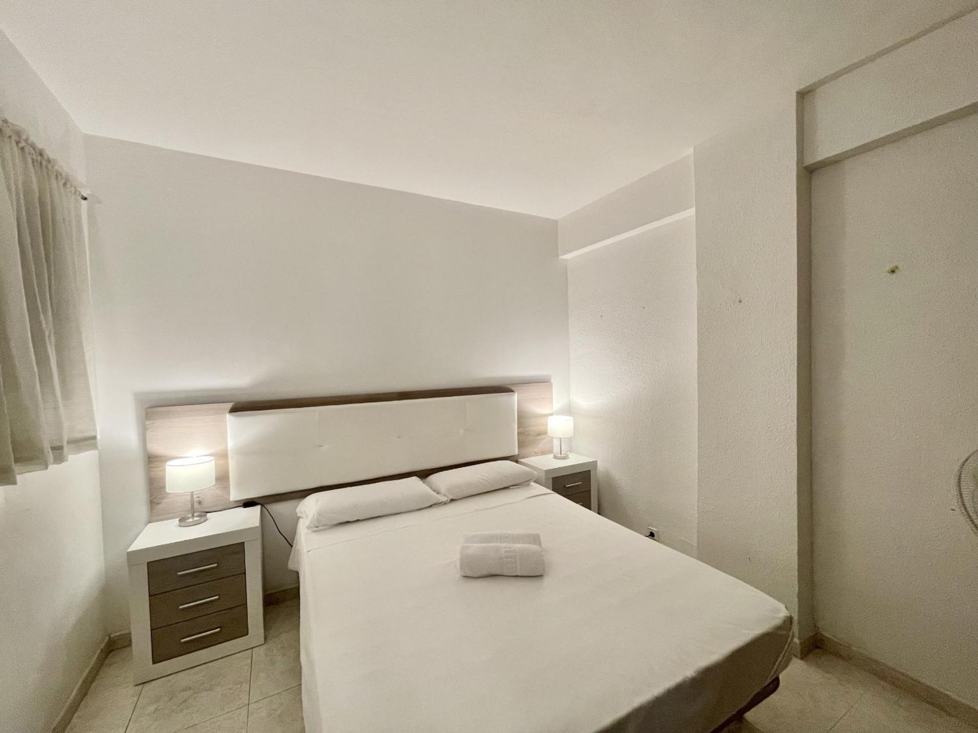 Apartment In Benidorm City Center מראה חיצוני תמונה